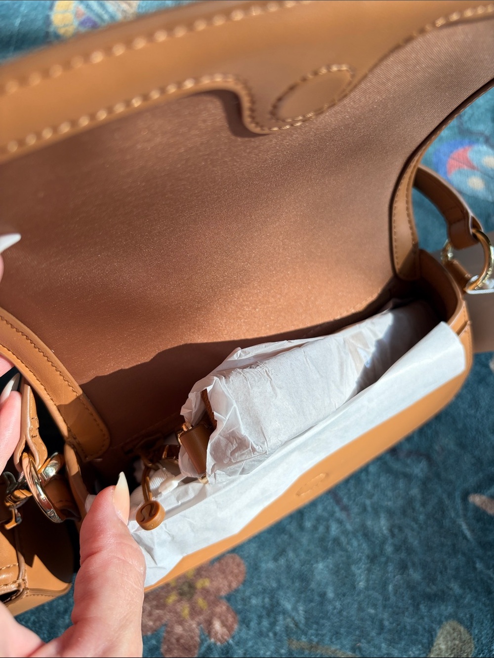 lululemon Cactus “Leather” Mini Bag Small Tan Purse with Coin Pouch - Picture 10 of 13